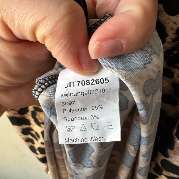 SHEIN Leopard Print Maxi Dress - Picture 10 of 10